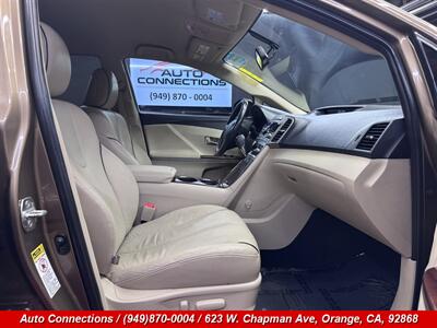 2009 Toyota Venza AWD V6 - Photo 7 - Orange, CA 92868