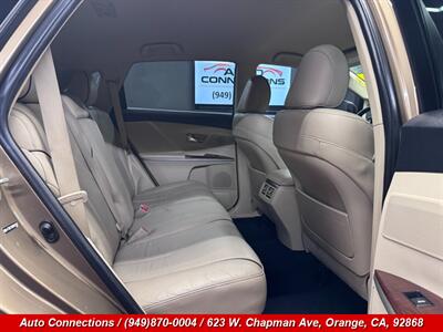 2009 Toyota Venza AWD V6   - Photo 8 - Orange, CA 92868