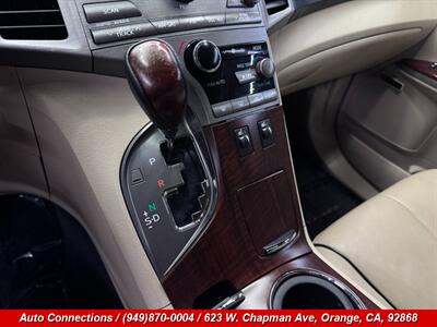 2009 Toyota Venza AWD V6   - Photo 14 - Orange, CA 92868