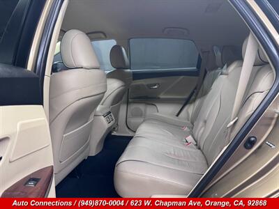 2009 Toyota Venza AWD V6   - Photo 9 - Orange, CA 92868