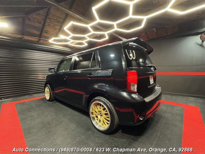 2012 Scion xB null photo 4