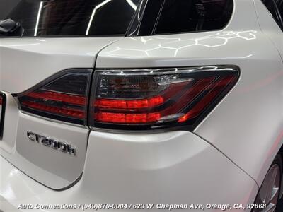 2014 Lexus CT 200h   - Photo 31 - Orange, CA 92868