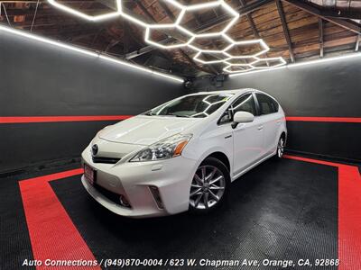 2013 Toyota Prius v Five   - Photo 2 - Orange, CA 92868
