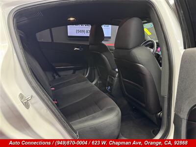 2011 Dodge Charger SE - Photo 8 - Orange, CA 92868