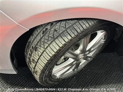 2012 Toyota Yaris 5-Door SE   - Photo 29 - Orange, CA 92868