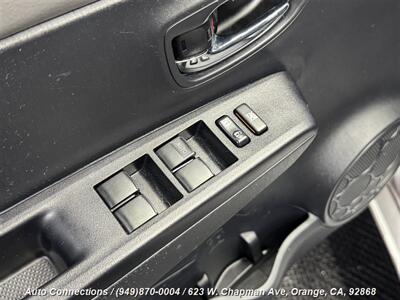 2012 Toyota Yaris 5-Door SE   - Photo 20 - Orange, CA 92868