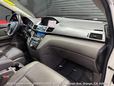 2013 Honda Odyssey Touring Elite   - Photo 12 - Orange, CA 92868