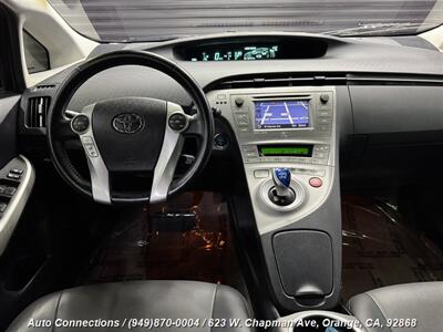 2014 Toyota Prius Four   - Photo 12 - Orange, CA 92868