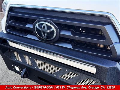 2022 Toyota Tacoma TRD Sport - Photo 24 - Orange, CA 92868