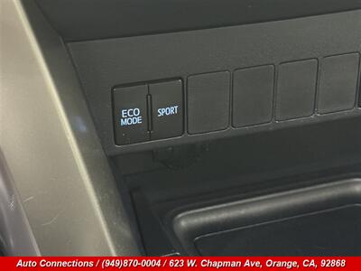 2015 Toyota RAV4 XLE - Photo 15 - Orange, CA 92868