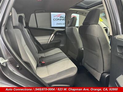 2015 Toyota RAV4 XLE - Photo 8 - Orange, CA 92868