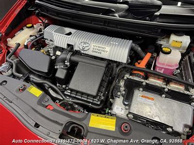 2010 Toyota Prius IV   - Photo 26 - Orange, CA 92868