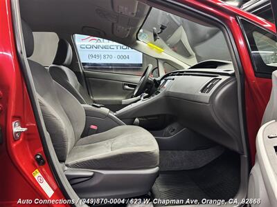 2010 Toyota Prius IV   - Photo 7 - Orange, CA 92868