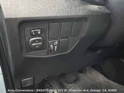 2014 Toyota Prius Two   - Photo 18 - Orange, CA 92868