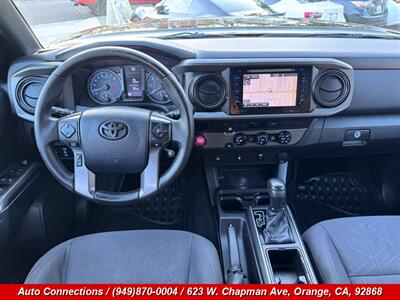 2016 Toyota Tacoma TRD Sport   - Photo 12 - Orange, CA 92868