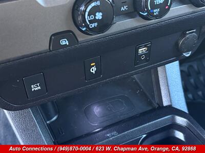 2016 Toyota Tacoma TRD Sport   - Photo 15 - Orange, CA 92868