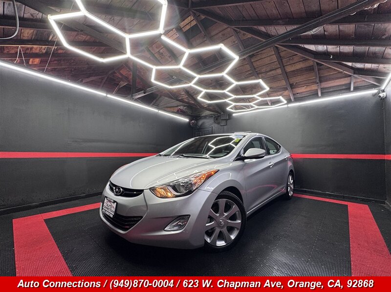 2013 Hyundai ELANTRA Limited - Photo 2 - Orange, CA 92868