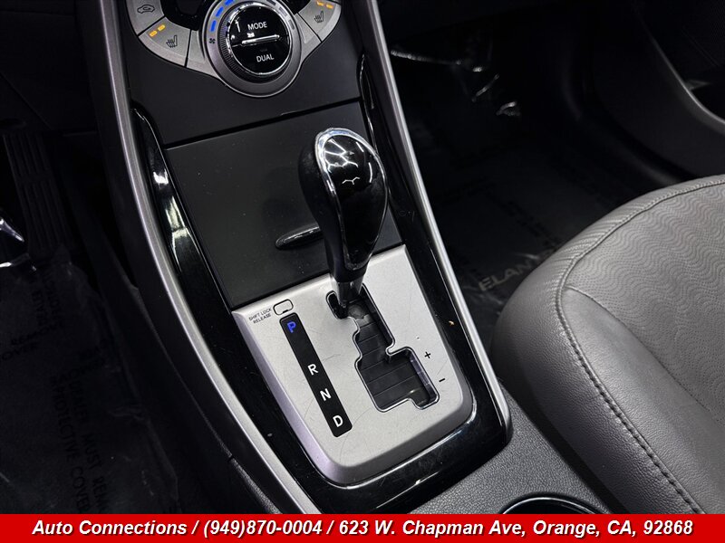 2013 Hyundai ELANTRA Limited - Photo 14 - Orange, CA 92868