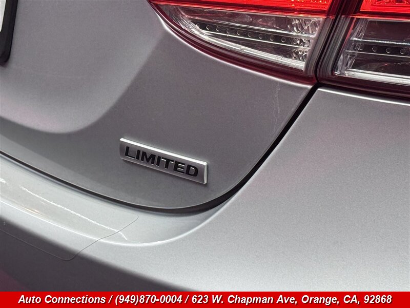2013 Hyundai ELANTRA Limited - Photo 27 - Orange, CA 92868