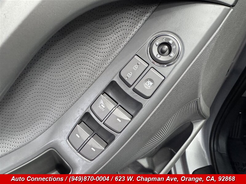 2013 Hyundai ELANTRA Limited - Photo 22 - Orange, CA 92868