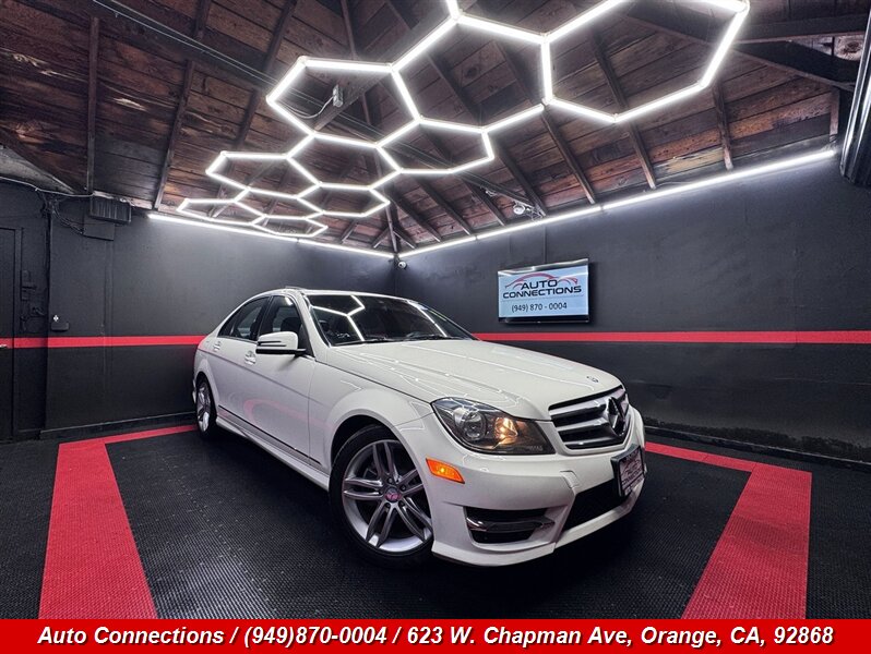 2013 Mercedes-Benz C 250 Sport   - Photo 1 - Orange, CA 92868