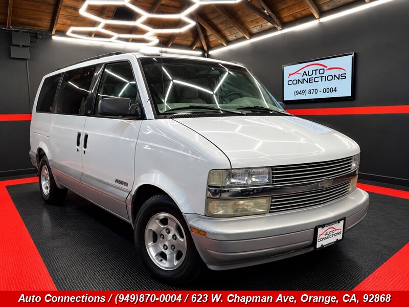 2000 Chevrolet Astro   - Photo 1 - Orange, CA 92868