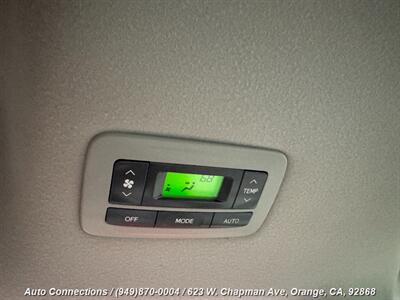 2013 Toyota Sienna XLE 8-Passenger   - Photo 28 - Orange, CA 92868