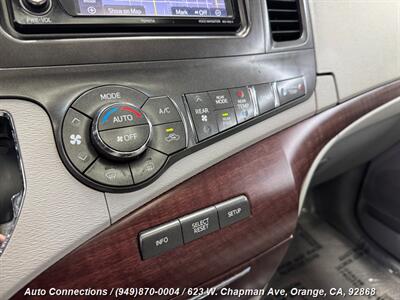 2013 Toyota Sienna XLE 8-Passenger   - Photo 18 - Orange, CA 92868