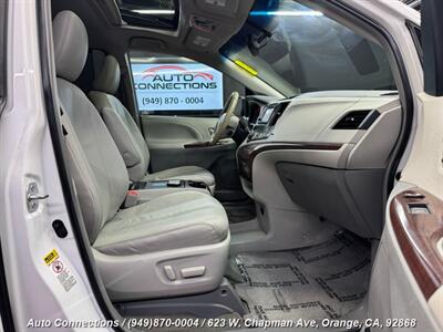 2013 Toyota Sienna XLE 8-Passenger   - Photo 7 - Orange, CA 92868