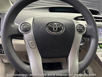 2015 Toyota Prius Two   - Photo 13 - Orange, CA 92868