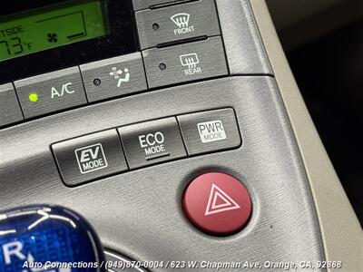 2015 Toyota Prius Two   - Photo 15 - Orange, CA 92868