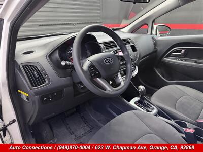 2013 Kia Rio LX - Photo 11 - Orange, CA 92868