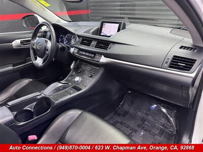2013 Lexus CT 200h - Photo 10 - Orange, CA 92868
