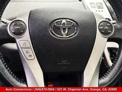 2014 Toyota Prius v Five   - Photo 13 - Orange, CA 92868