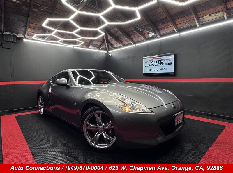 2011 Nissan 370Z Touring   - Photo 1 - Orange, CA 92868