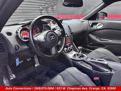 2011 Nissan 370Z Touring   - Photo 9 - Orange, CA 92868