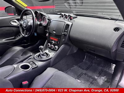 2011 Nissan 370Z Touring   - Photo 8 - Orange, CA 92868