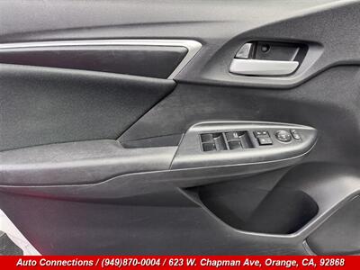 2018 Honda Fit LX   - Photo 18 - Orange, CA 92868