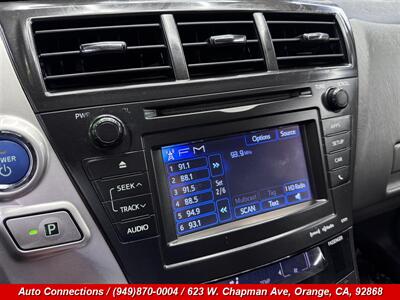 2014 Toyota Prius v Five - Photo 17 - Orange, CA 92868