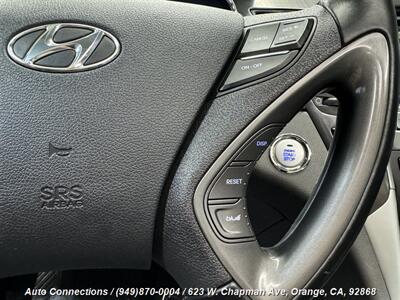 2013 Hyundai SONATA Hybrid Limited   - Photo 16 - Orange, CA 92868