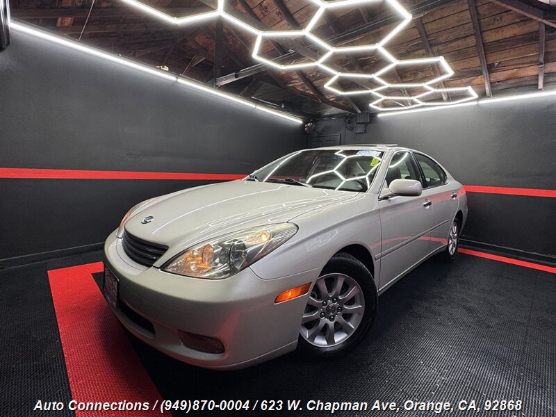 2004 Lexus ES  