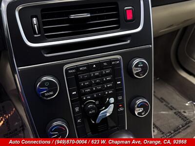 2012 Volvo S60 T5   - Photo 14 - Orange, CA 92868