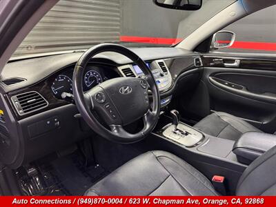 2013 Hyundai Genesis 3.8 - Photo 11 - Orange, CA 92868