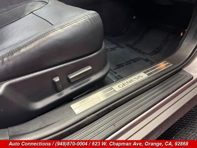 2013 Hyundai Genesis 3.8 - Photo 22 - Orange, CA 92868