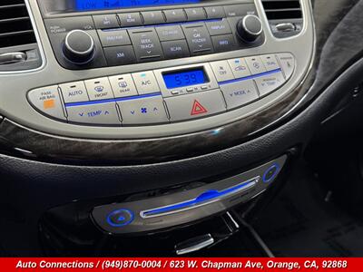 2013 Hyundai Genesis 3.8 - Photo 17 - Orange, CA 92868