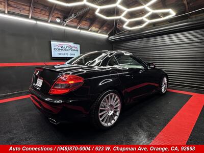 2009 Mercedes-Benz SLK SLK 300   - Photo 4 - Orange, CA 92868