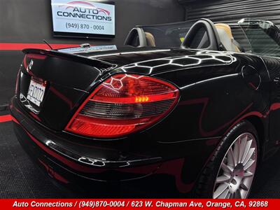 2009 Mercedes-Benz SLK SLK 300   - Photo 35 - Orange, CA 92868