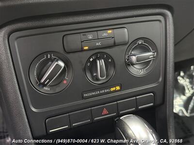 2014 Volkswagen Beetle-Classic 1.8T Entry PZEV   - Photo 14 - Orange, CA 92868