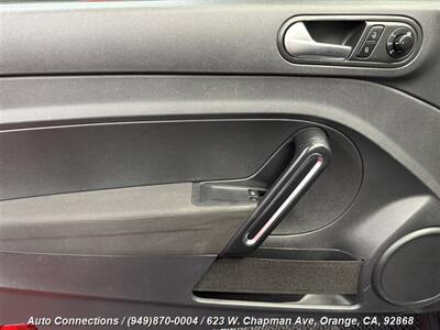 2014 Volkswagen Beetle-Classic 1.8T Entry PZEV   - Photo 17 - Orange, CA 92868