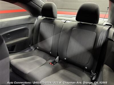 2014 Volkswagen Beetle-Classic 1.8T Entry PZEV   - Photo 9 - Orange, CA 92868